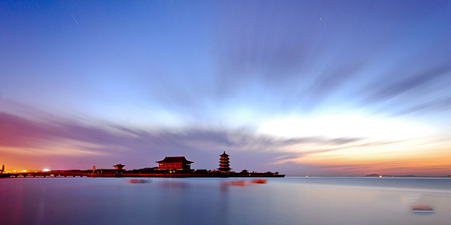 摩天之星：企业管理：成在经营，败在管理